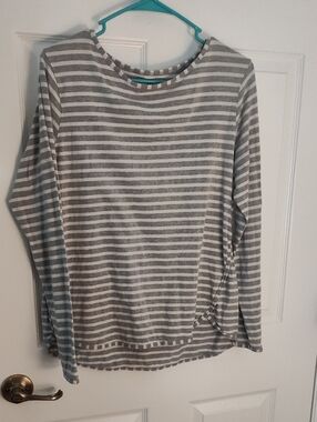 Coolibar Gray and White Striped Long Sleeve Tee
